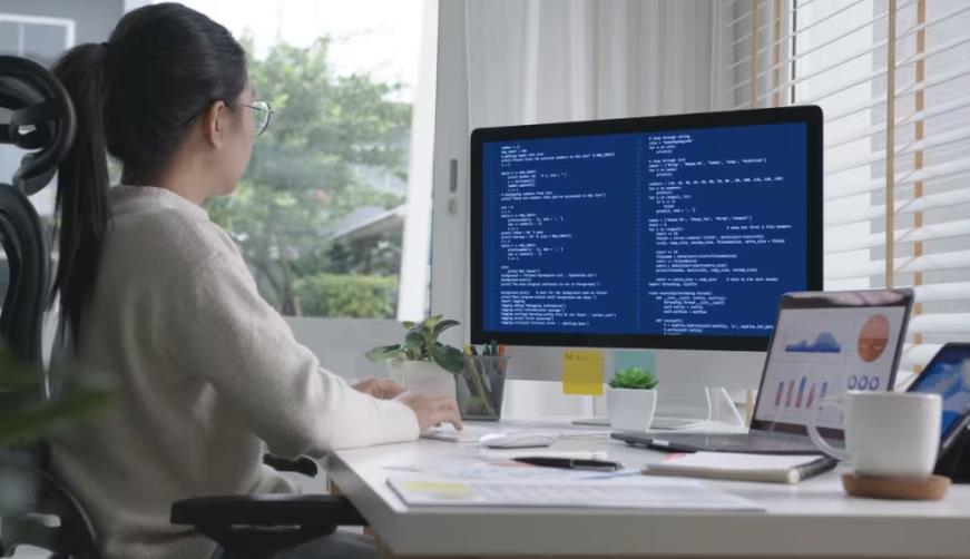 井陉县企业数字化解决方案：机器学习赋能商业模式升级的核心路径